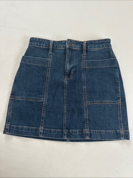 Old Navy Dresses & Skirts - Old Navy Dark Blue Denim Mini Skirt with Panel Pockets Size 2